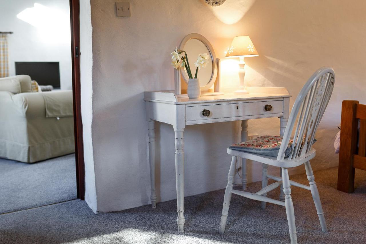 The Snug At Cornish Barn Holidays Truro Exteriér fotografie